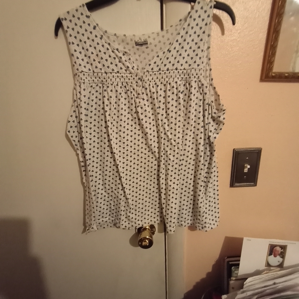 Sailboat tank top.